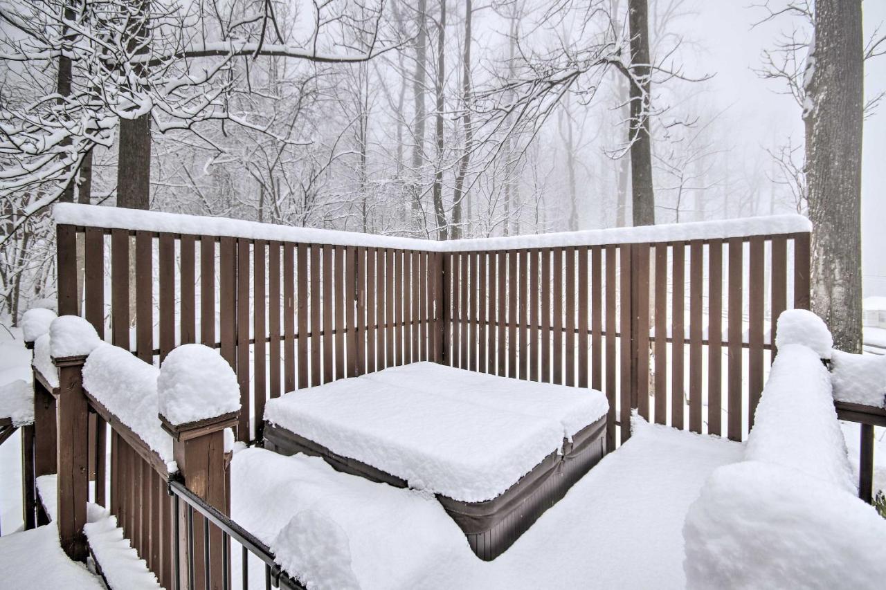 Chester Gap Modern Mountain Retreat With Deck And Hot Tub! 빌라 외부 사진